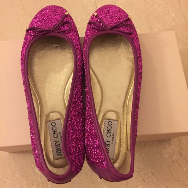 Jimmy Choo Flats (Category: Flats) located in Singapore. Submitted by madamemoiselle (Listing ID 13871235, Image 1). Description: .