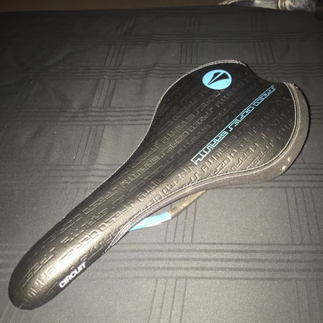 SDG Circuit Saddle (Category: Parts & Accessories) located in Singapore. Submitted by saintm3lon (Listing ID 22477332, Image 1). Description: .