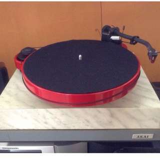 Classic turntable
