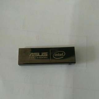 Asus Intel 8GB clip USB Thumb drive