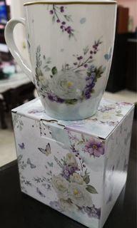 Cup