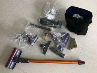 Dyson V8 Absolute Cordless Stick Vacuum Cleaner