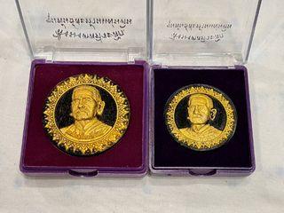 Thai amulet jatukam ramathep khun pan, nur wan dham padthong. Size 5 cm and 4 cm.