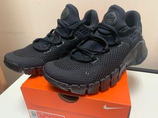 Nike Metcon 4 triple black (mens US8 UK7 41)