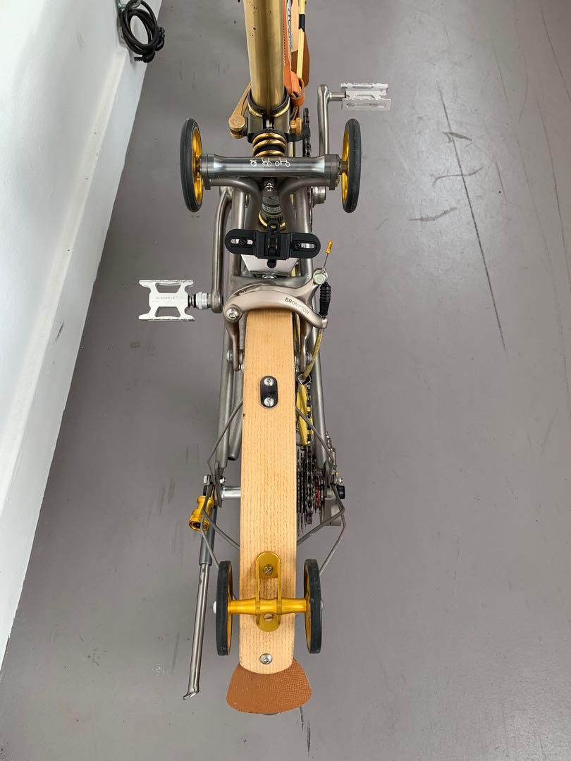 Brompton Superlight Lacquer 7-speed with rare mods - thx4ride, titanium cranks, Suncord, Selle Italia, Chris King, Extralite, Rabike, H&H, Tiparts, Aceoffix (Category: Bicycles) located in Singapore. Submitted by discolite (Listing ID 1177203290, Image 7). Description: Brompton Superlight Lacquer with titanium rear triangle and fork. Converted to 7 speed. Thx4ride parts. Custom titanium cranks, seatpost, handlebar. Everything is top-end. Recently