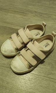 Charles keith girl shoe sneaker glitter bling
