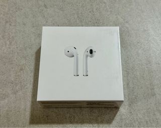 Apple AirPods with Charging Case