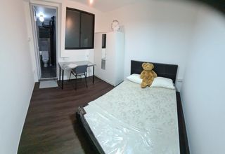 Large Bedroom Near MRTs @Circuit Road (Couples & 2pax welcome)