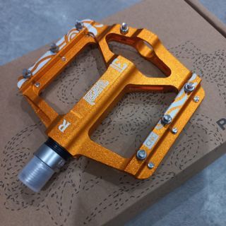 MTB Nylon Pedal Flat Pedals Alloy Pedal for MTB Fixie Foldie Bike Folding Bicycle