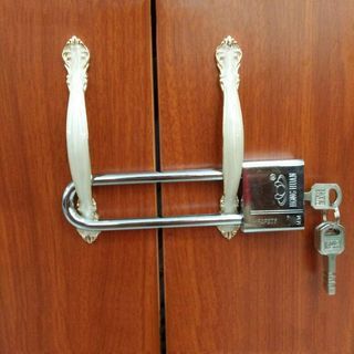 Keyed Padlock Long Lock Beam Stainless steel, Metal and Plated Steel Material for Bike Cabinet Drawer Gate Silver