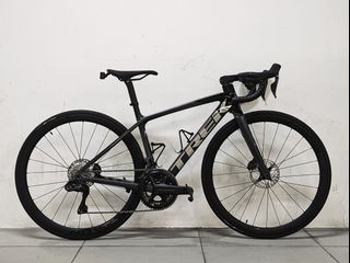 2022 Trek Emonda SLR 7 - Dark Prismatic