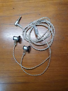 TRN EMA Earphones (detachable cable with mic)