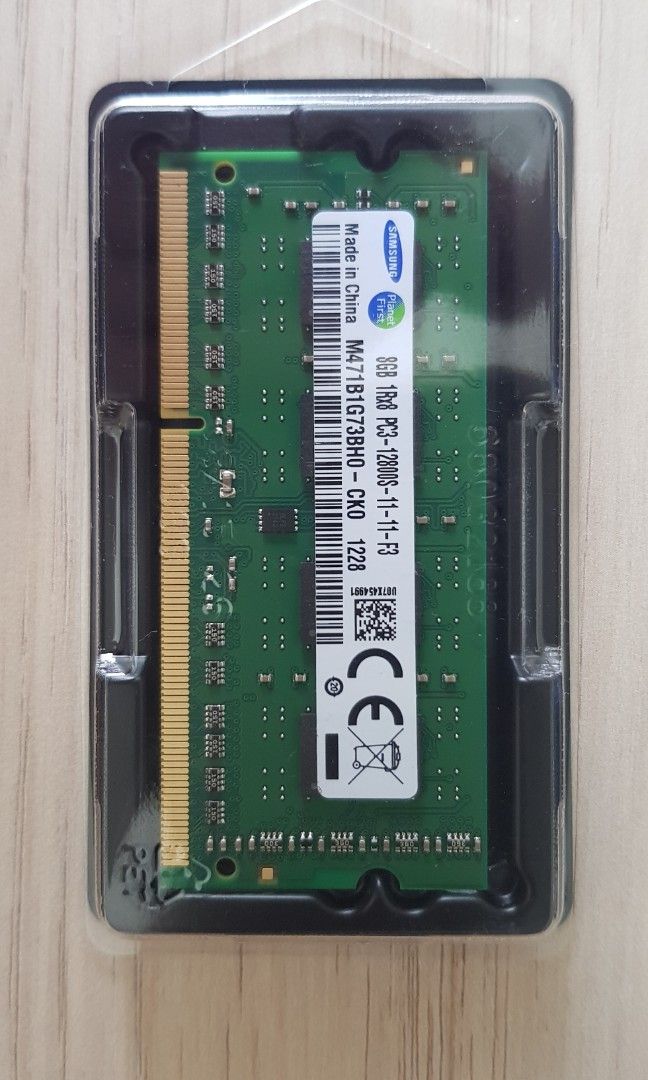 Laptop Ram 8GB DDR3 (Category: Computer Parts) located in Singapore. Submitted by AnalogWorld (Listing ID 1237213516, Image 1). Description: Manufacturer: Samsung Specs: DDR3, 1600Mhz, 8GB.