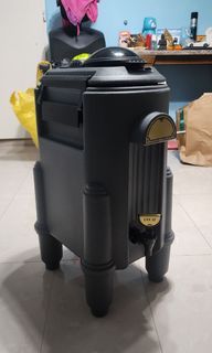 Brand Decaf hot/ice water dispenser catering