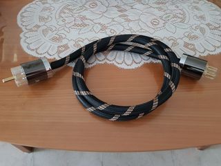 SKW OOC Copper Power Cable 1.5m length