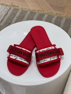 Dior slides