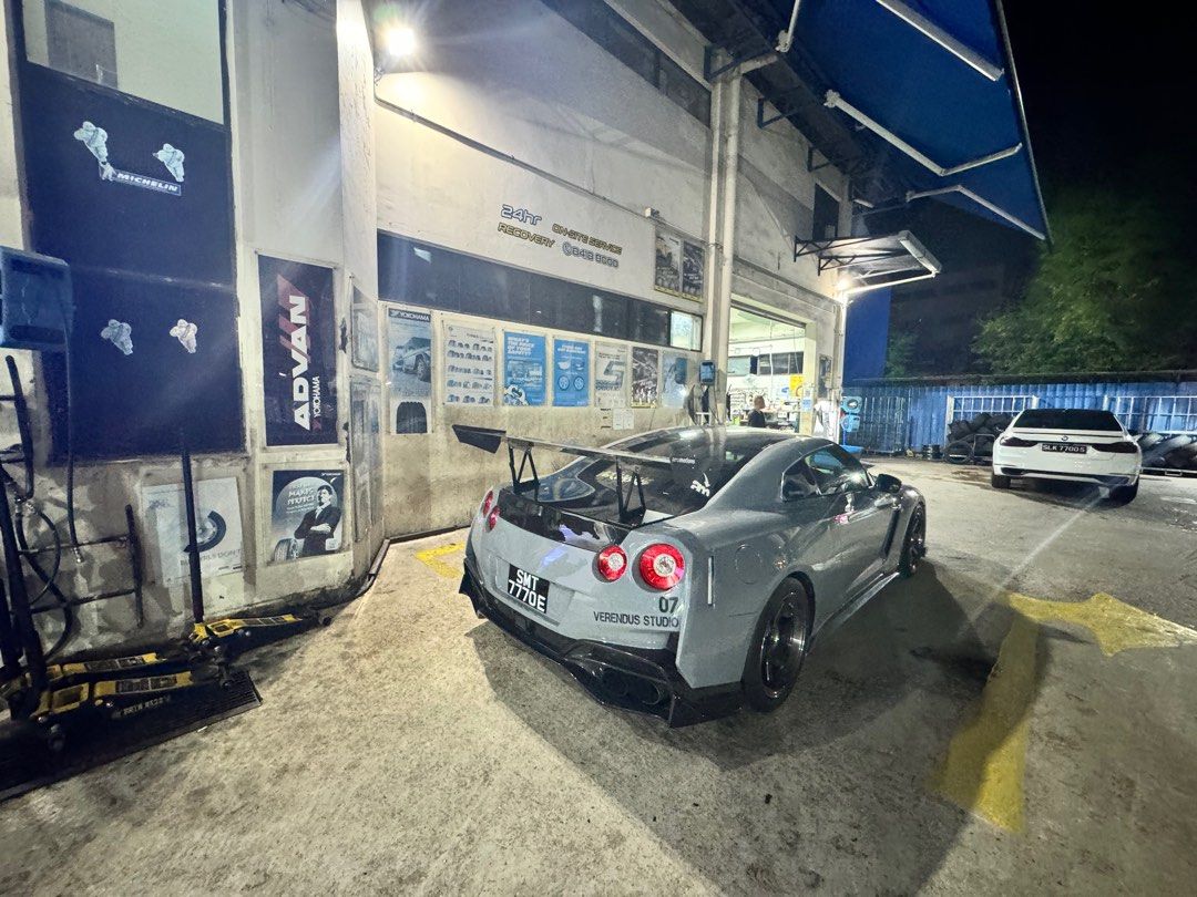 Nissan GTR - Auto (Category: Used Cars) located in Singapore. Submitted by lionnexus (Listing ID 1339913479, Image 4). Description: Stock turbo engine gearbox Upgraded bodykit and new colour Serviced every 5k Changed air intake and bov Kept as stock as possible.