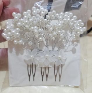 Bridal wedding hair accessory