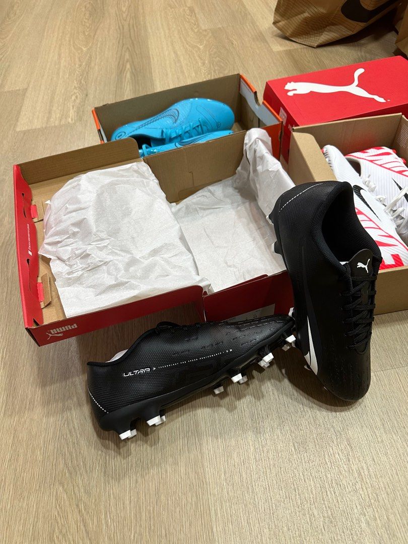 [US7.5-10] BNIB nike mercurial vapor 14/15 puma ultra match mg football boots soccer boots (Category: Racket & Ball Sports) located in Singapore. Submitted by a4ijr (Listing ID 1295479687, Image 3). Description: 🚨PM ME FOR SIZE AVAILABILITY before enquire about colours ! 🚨 Brand New in Box ✅ Purchased directly from Nike and Puma store 100% Authentic 💯 proof of receipt provided ✅ Comes with Nike/Puma original box and nike/puma paper bag as seen