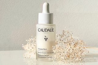 Caudalie Vinoperfect Radiance Serum Complexion Correcting 30ml