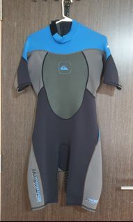 Quicksilver Men's  Large Wet Suit