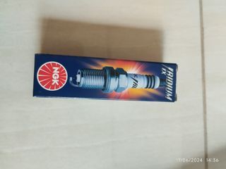 NGK Iridium plugs