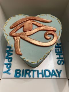 Personalised cake