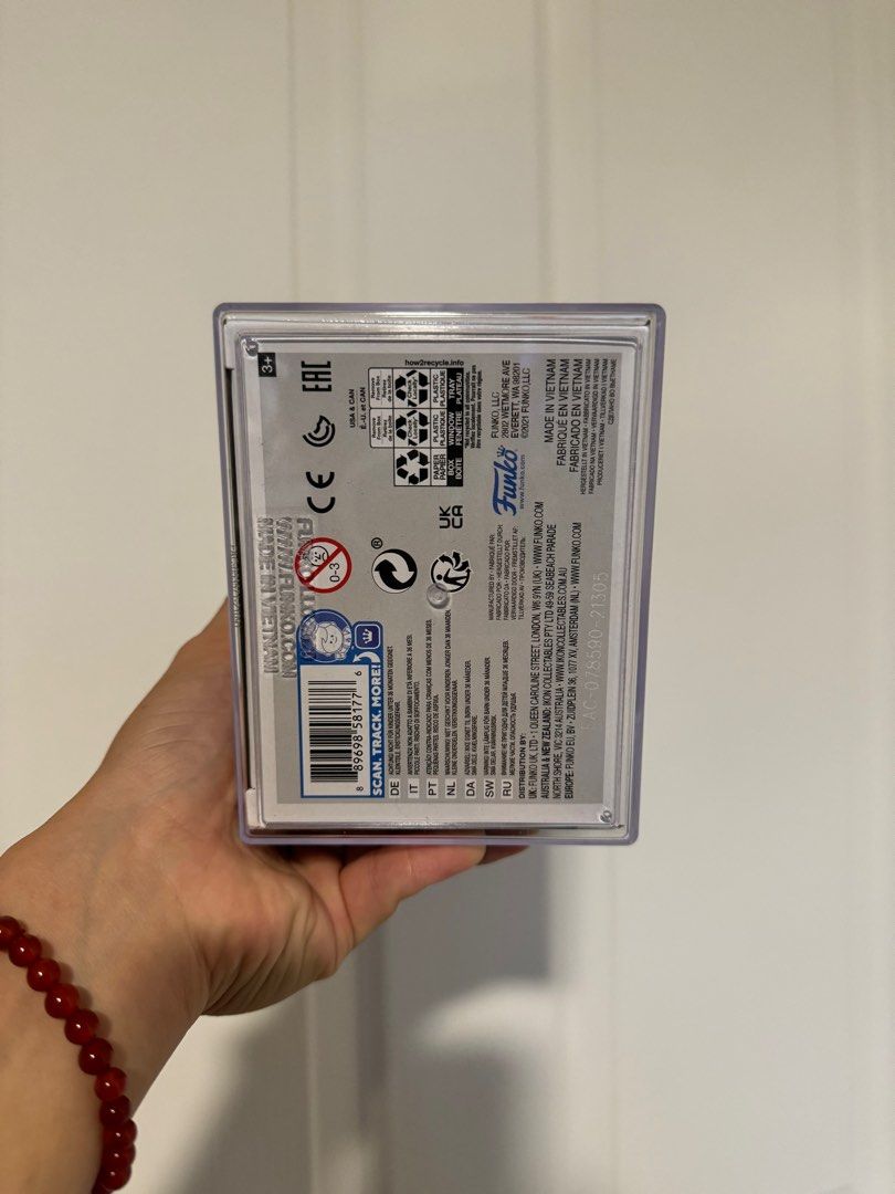 The Simpsons Funko Pop Chase Television (Category: Toy Figures) located in Singapore. Submitted by thecatwithaname (Listing ID 1315811385, Image 6). Description: Item has been in hard stack case since day one. It has never come out from the box. Price inclusive of hard stack case. • The Simpsons • Glow in the dark • PX preview exclusive • Television • Chase • #1162.