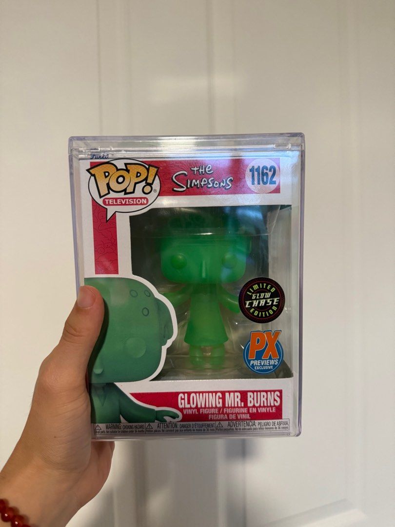 The Simpsons Funko Pop Chase Television (Category: Toy Figures) located in Singapore. Submitted by thecatwithaname (Listing ID 1315811385, Image 1). Description: Item has been in hard stack case since day one. It has never come out from the box. Price inclusive of hard stack case. • The Simpsons • Glow in the dark • PX preview exclusive • Television • Chase • #1162.