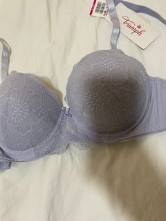 Triumph lace bra BNWT