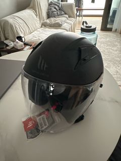 [New w Tag] Motorcycle Helmet, Knee, Wrist and Elbow Guard