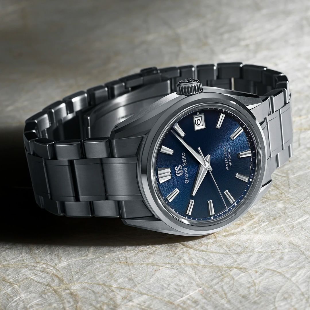 Brand New Grand Seiko Evolution 9 Collection 9SA5 Hi-Beat 36000 80 Hours High Intensity Titanium Boutique Exclusive 'Mt Iwate at Midnight' SLGH019 (Category: Men's Watches) located in Singapore. Submitted by en2watches (Listing ID 1328371046, Image 3). Description: Self Collection @ Jurong / Same day delivery Shipping✈ : Local / International shipping available Payment: Cash / PayNow / Carousell Protection / TransferWise Instagram @en2watches Bra