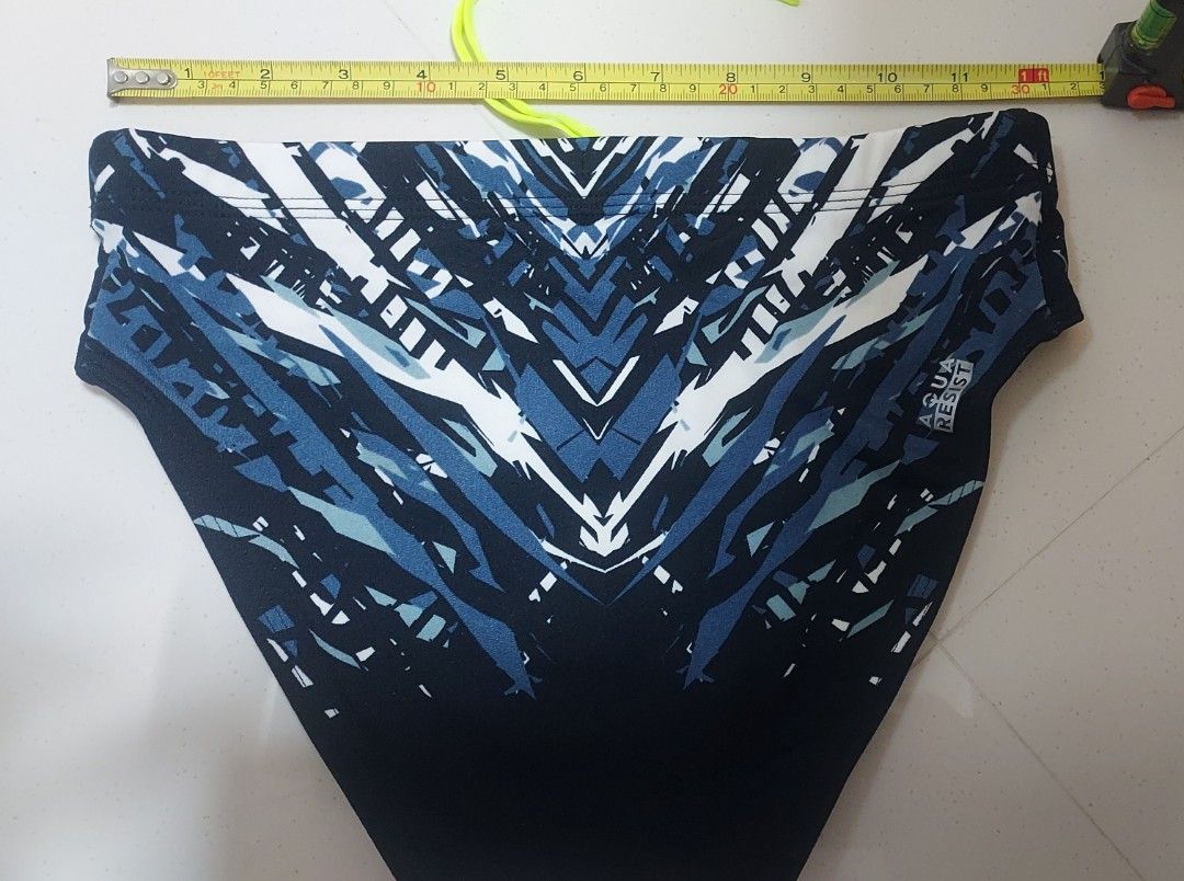 Waterpolo swim trunks BNWT (Category: Other Sports Equipment and Supplies) located in Singapore. Submitted by shineonn (Listing ID 1344803913, Image 3). Description: High quality swim trunks for waterpolo use or for normal swimming. Brand new with tag. Never used and never tried on before. Bought and kept until cannot fit anymore. Size when unstreched, 30cm across (see pic). Can go up till 38cm across when streched..