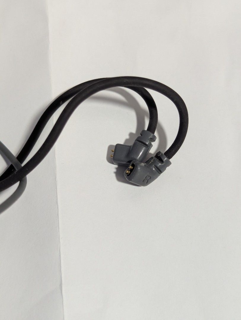 KZ HD Bluetooth Upgrade Cable (QDC/C-pin) (Category: Portable Audio Accessories) located in Singapore. Submitted by taerylake (Listing ID 1397861943, Image 4). Description: - KZ HD Bluetooth upgrade cable. - Supports aptX-HD for superior audio quality. - Features in-line controls for volume and playback. - Compatible with earphones using QDC/C-pin 2-pin connector..