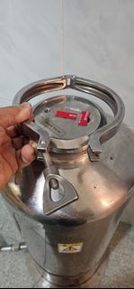 Stainless steel high pressure tank (25L)