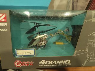 Remote helicopter x 2 - Zengrun Z008 4-Channel Mini RC Helicopter