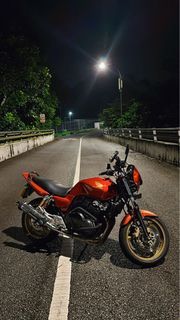 Honda Cb400 spec 3