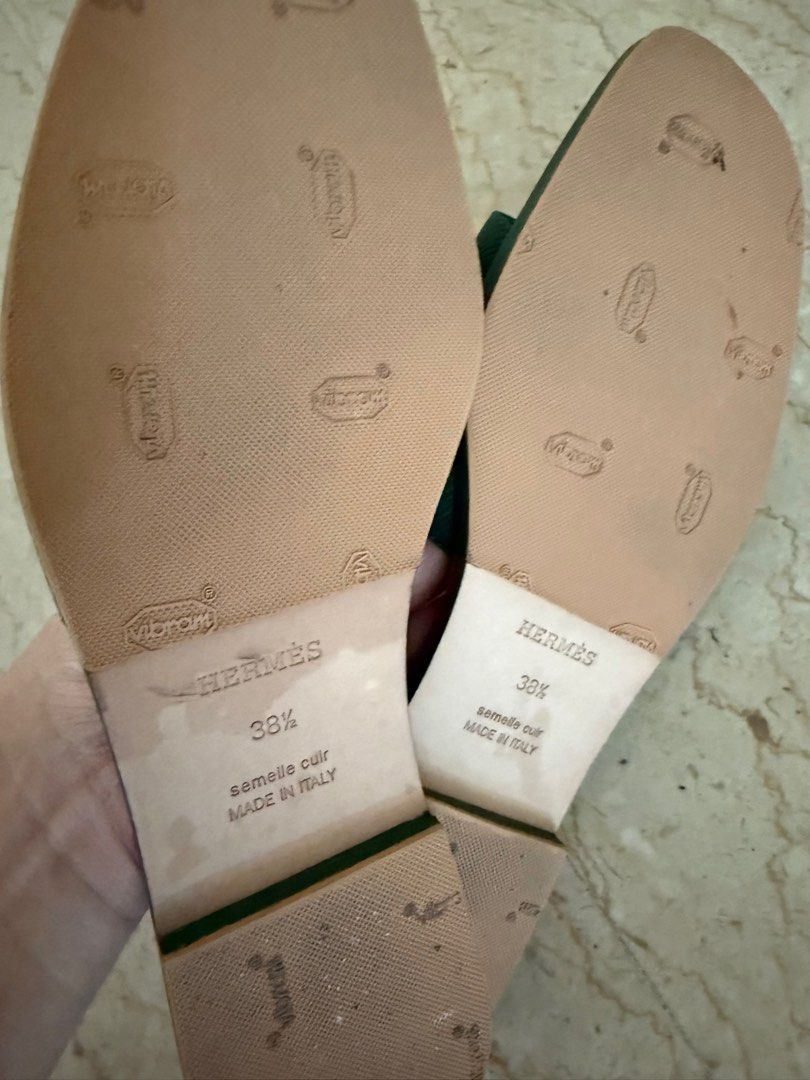 Hermès Oran Sandals - Green - Size 38.5 (Category: Sandals) located in Singapore. Submitted by gnat6 (Listing ID 1400846953, Image 2). Description: - Authentic Hermès Oran sandals - Green color - Size 38.5 - Made in Italy - Vibram sole protection - Minimal signs of wear.