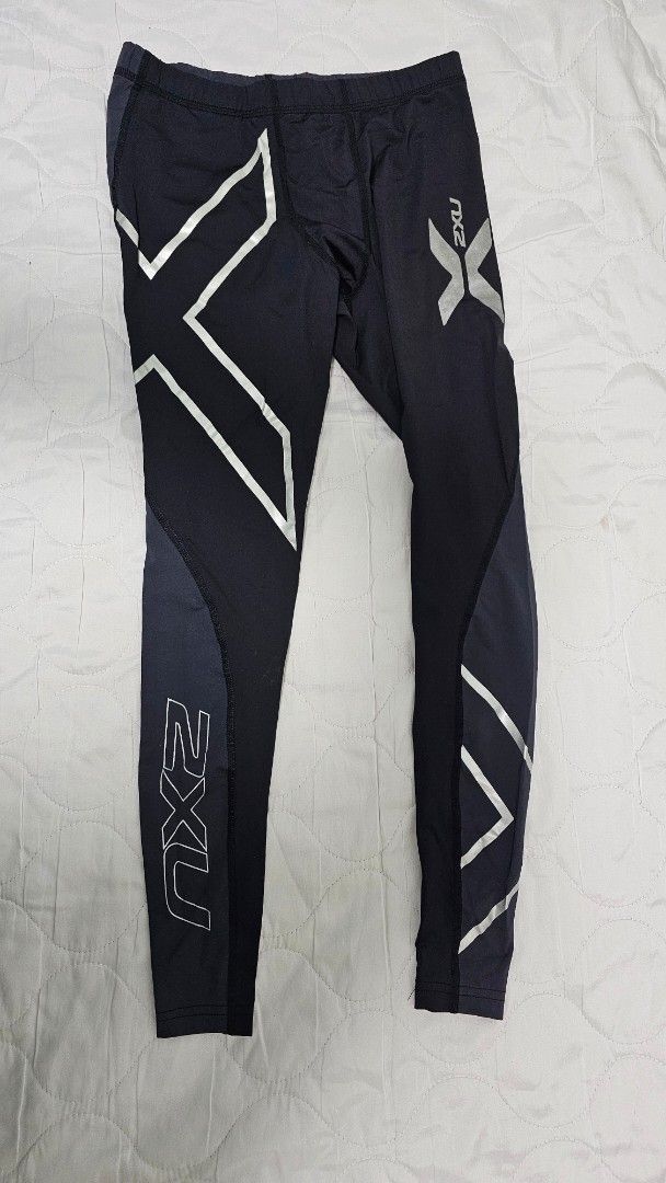 2XU Men Compression Tights (Category: Activewear) located in Singapore. Submitted by sellarubro (Listing ID 1396640333, Image 2). Description: - 2XU compression tights - various models normal, Elite, MCS, Recovery - Minimal signs of wear - PM for details of individual items and prices.