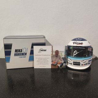 Mika Häkkinen 2001 Signed McLaren Half Scale 1/2 Mini F1 Helmet Formula 1 Final Season Not Lewis Hamilton Charles Leclerc Max Verstappen George Russell Lando Norris Oscar Piastri