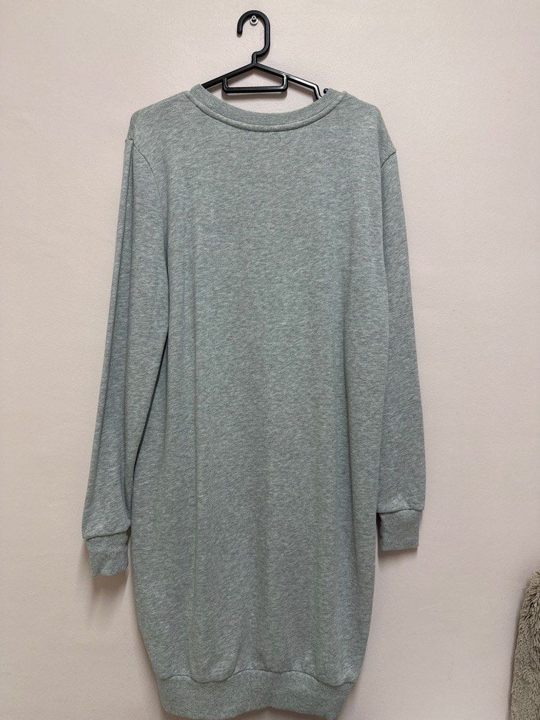 CKJ long sleeve (Category: Dresses) located in Singapore. Submitted by iwbetaitai (Listing ID 1407069265, Image 2). Description: .