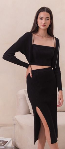 MIKAYLA BNWT Au Naturel Knit Crop Top & Crop Knit Hoodie Set(Black) (Category: Coats, Jackets and Outerwear) located in Singapore. Submitted by notradesshop.addict (Listing ID 1409394034, Image 2). Description: BNWT SIZE S FOR TOP AND HOODIE NO TRADES.