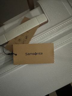 Samsonite Interlace Spinner 67/24