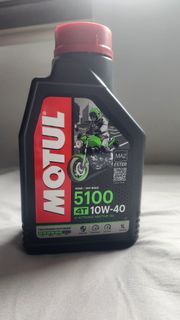 Motul 5100 4T 10W-40 Motorcycle Oil
