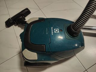 Electrolux Compact 160 Vacuum Cleaner