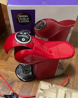 Nescafe Dolce Gusto Genio S plus with ori box