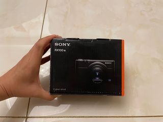 Sony RX100 VII (Black) DSC-RX100M7