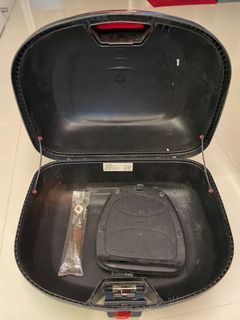 Motorcycle box with rack. 42 litre