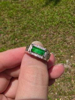 Grade A icy clear Spicy green jadeite (guantamala)(马鞍) with zirconia on Silver man ring
