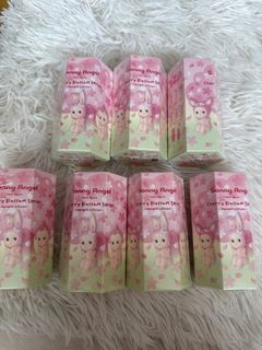 Limited edition Hanami Series Sonny Angels